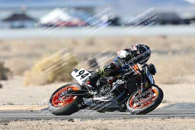 media/Dec-07-2025-CVMA (Sun) [[3e7d2de5dc]]/Race 11-Formula 2-CVMA Hooligans-American Thunder/